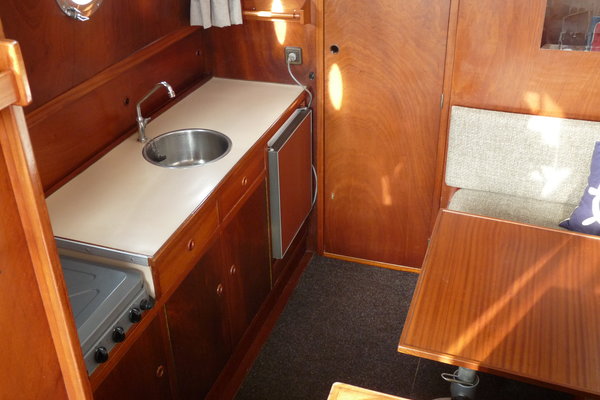 17 Oostvaarder 1040 OK  Jachtbemiddeling Tweede hands motorboten te koop Jachtwerf Oost.JPG 