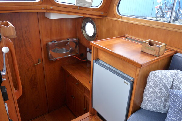 17 Jachtwerf Oost - Gillssen kotter - Tweede hands motorboten te koop -Yachtcharter.JPG 